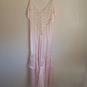VINTAGE EVE STILLMAN NIGHT GOWN